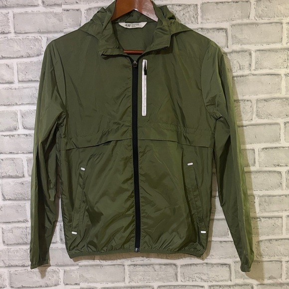 H&M kids boys green Khaki Windbreaker Jacket size 12-14 with hood - Picture 1 of 6